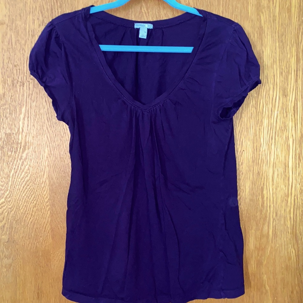 Women’s Old Navy T-shirt SIZE M